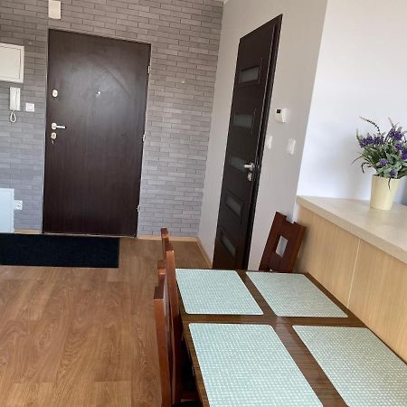 Komfortowe Studio 52 M2 W Centrum Grojca Grojec  Kültér fotó